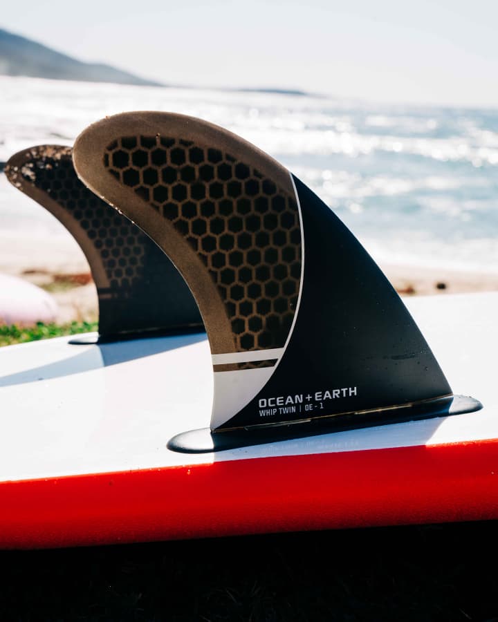 O&E Oe1 whip Twin 5.5" fin dual tab - vista 2