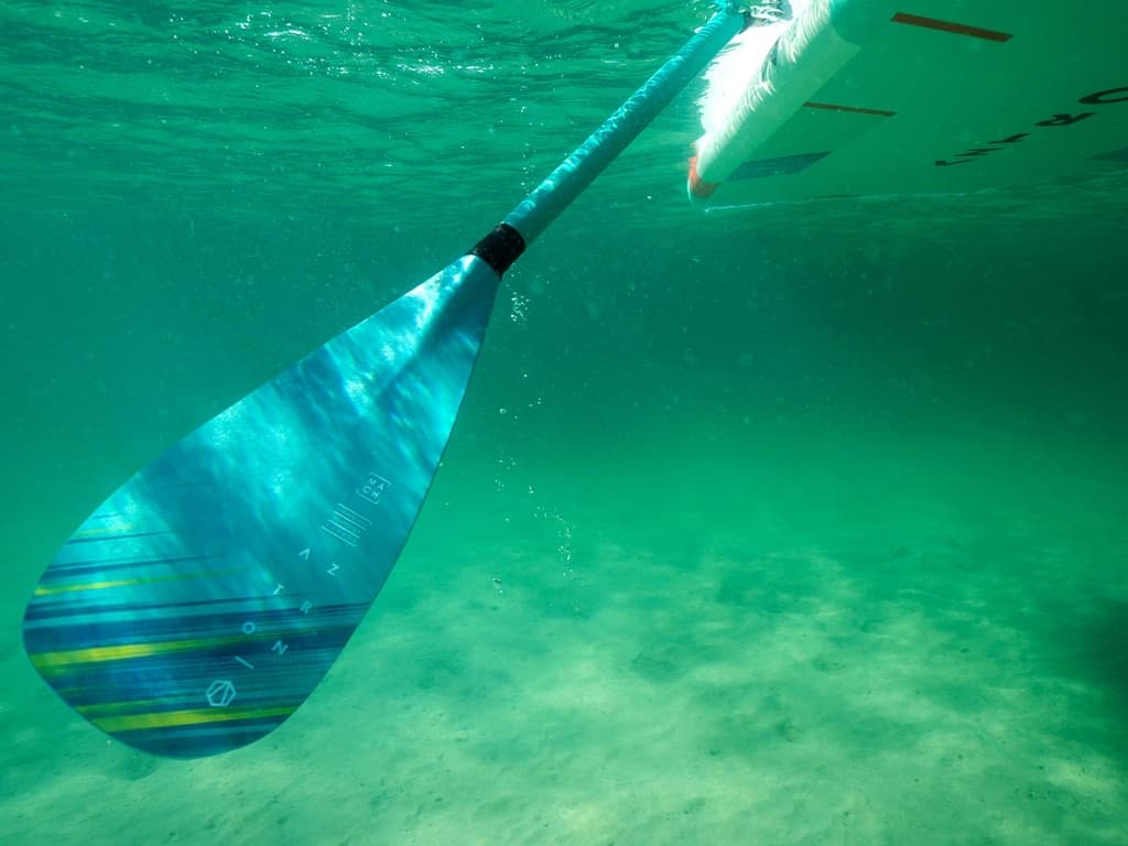 Aztron Mach fiberglass 3-section paddle - vista 9
