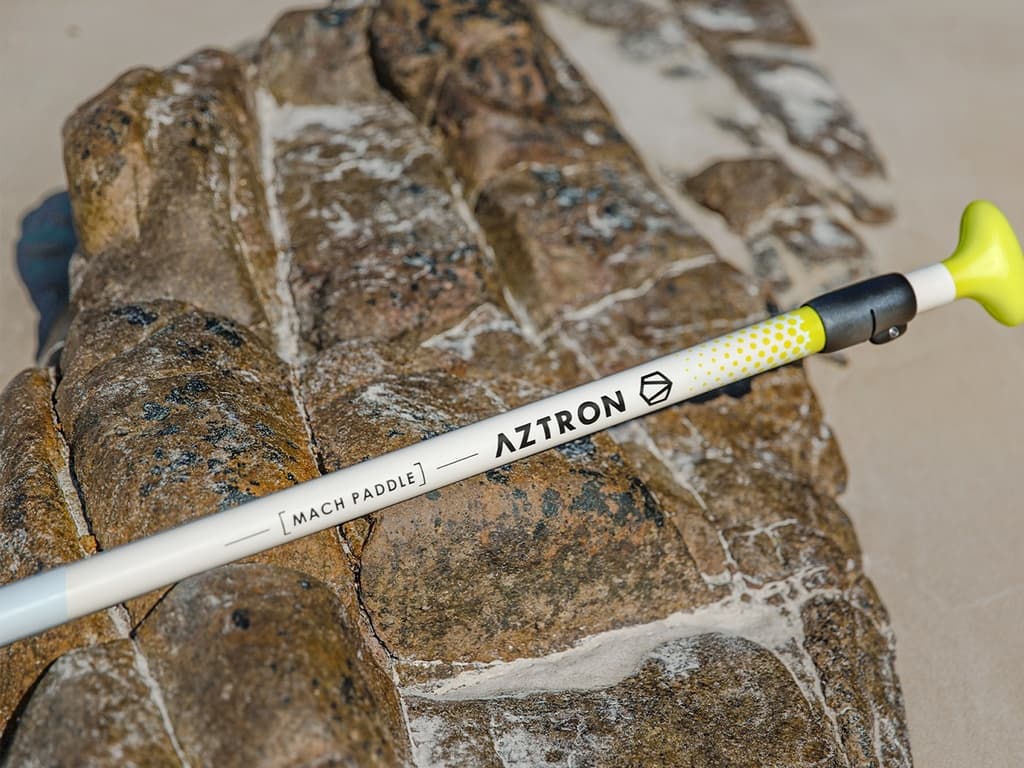 Aztron Mach fiberglass 3-section paddle - vista 10